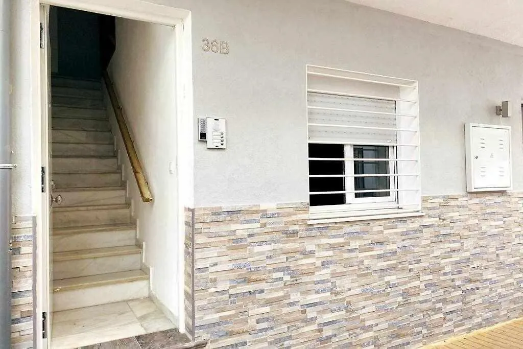 Bonito Apartamento En 2º Linea De Playa & Parking contacts